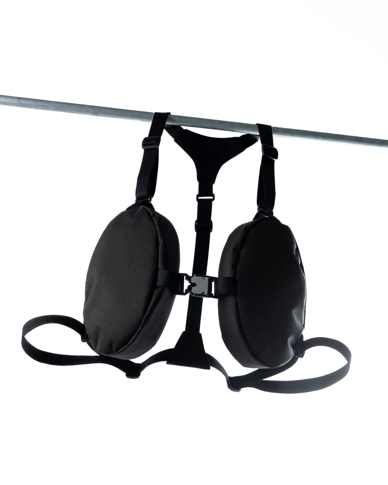 Hyperbag – Compact, Functional, Water-Repellent, and Magnetic.
Hyperbag – Borsa Compatta e Funzionale, Idrorepellente e Magnetica.